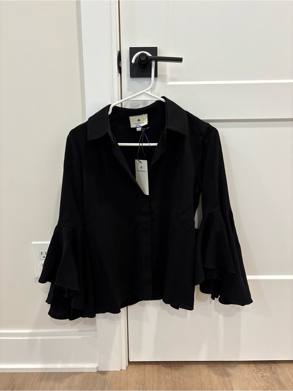 NWT Tuckernuck Norah Bell Sleeve Collared Button Down Blouse Size XXS